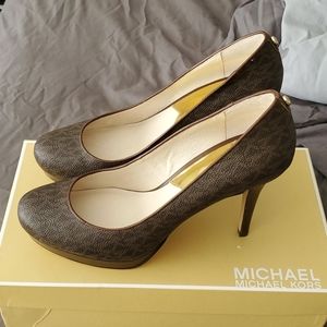 Brand new Michael Kors heels